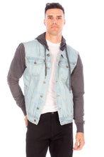 Cargar imagen en el visor de la galería, DENIM JACKET WITH HOOD - LIGHT   BLUE
