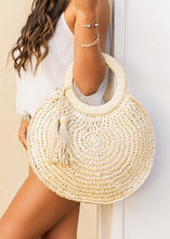 Cargar imagen en el visor de la galería, Straw Tassel O-Ring Tote
