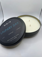 Load image into Gallery viewer, 4Wick Laundry Day Scent Candle
