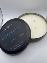 Load image into Gallery viewer, 4Wick Laundry Day Scent Candle
