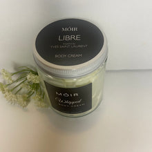 Cargar imagen en el visor de la galería, LIBREE_Type Body Butter
