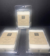 Load image into Gallery viewer, Mahogany Apple Wax Melts 2.5 oz
